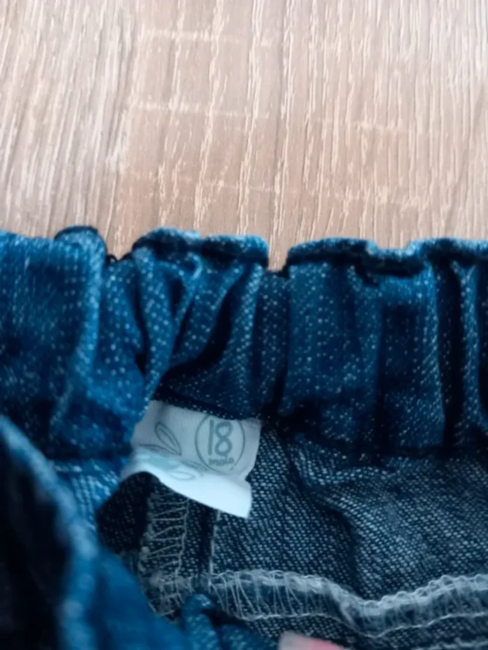 Jeans fille 18 mois - photo numéro 2