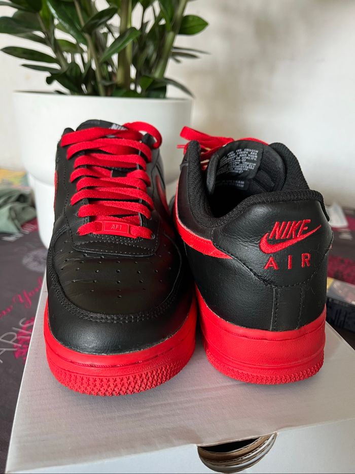 Chaussure Nike Air force 1 peu portées