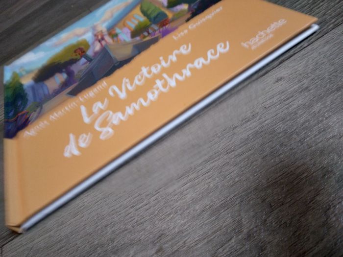 Livre la victoire de la samothrace - photo numéro 2