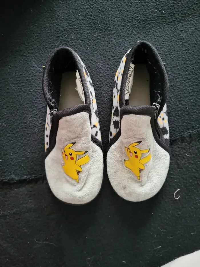 Chaussons Pokemon taille 24 - photo numéro 8