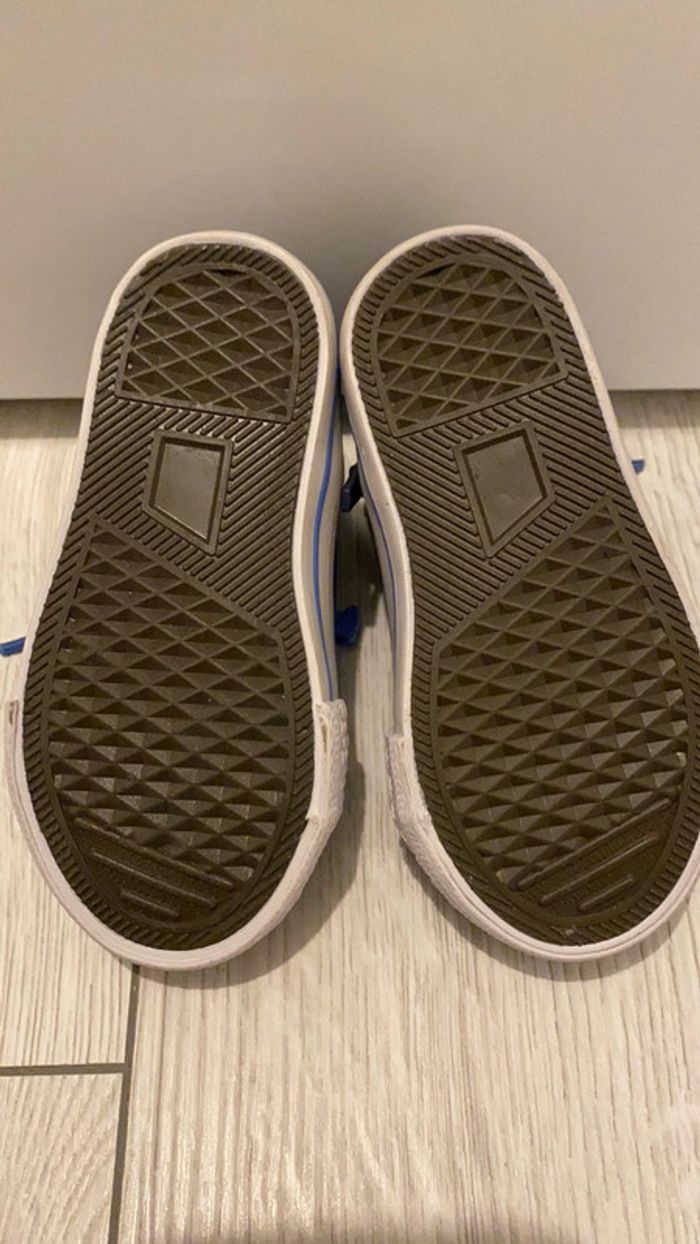 Chaussure converse - photo numéro 4