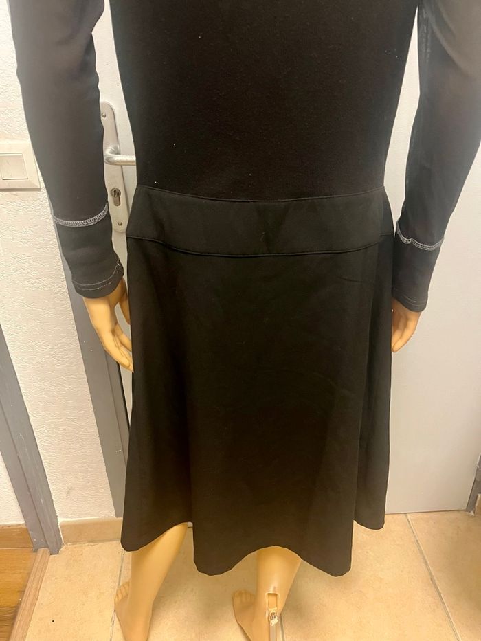 Robe noire Lewinger - photo numéro 8