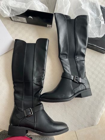 Bottes noir neuves taille 39