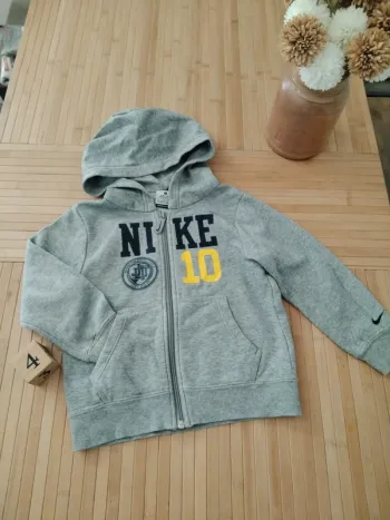 Veste Nike 4-5ans garçon