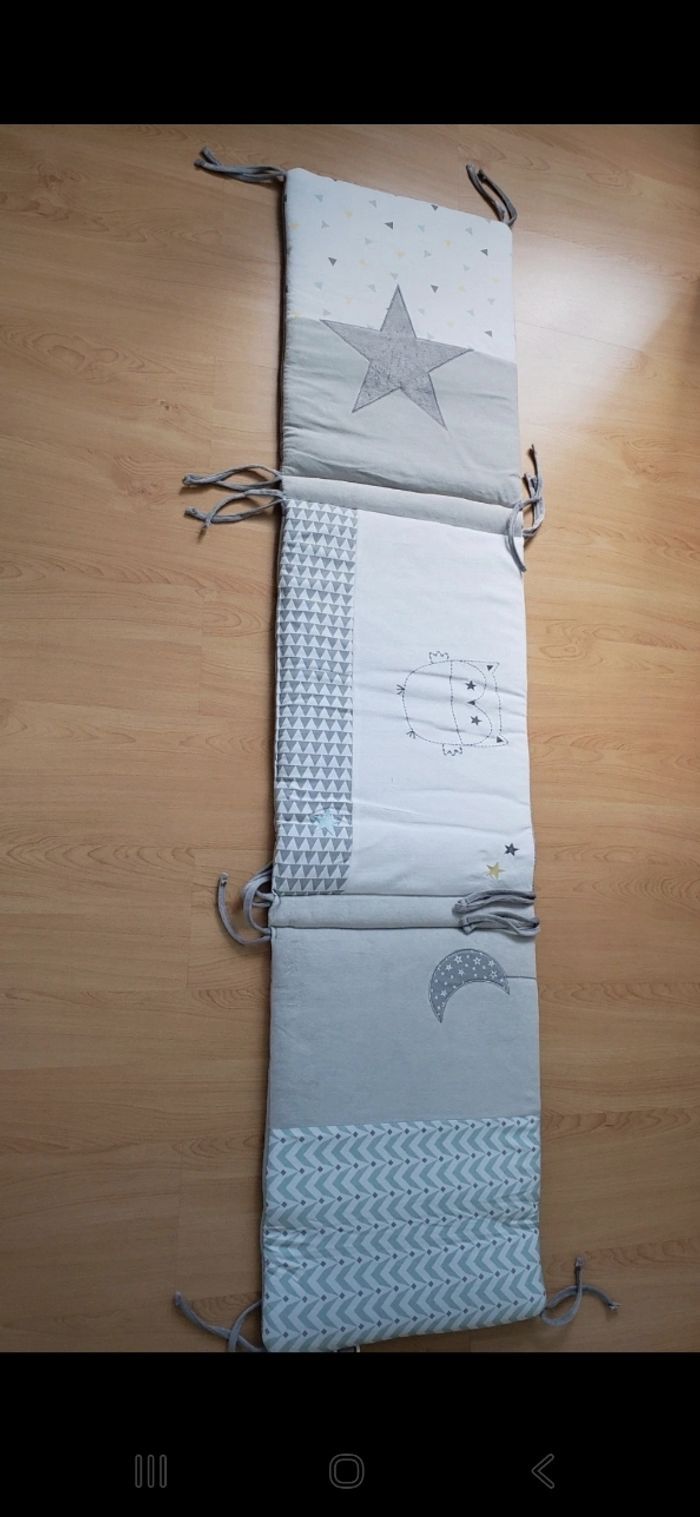 Tour de lit bébé neuf - photo numéro 2