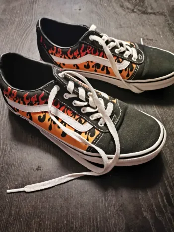 Vans flamme