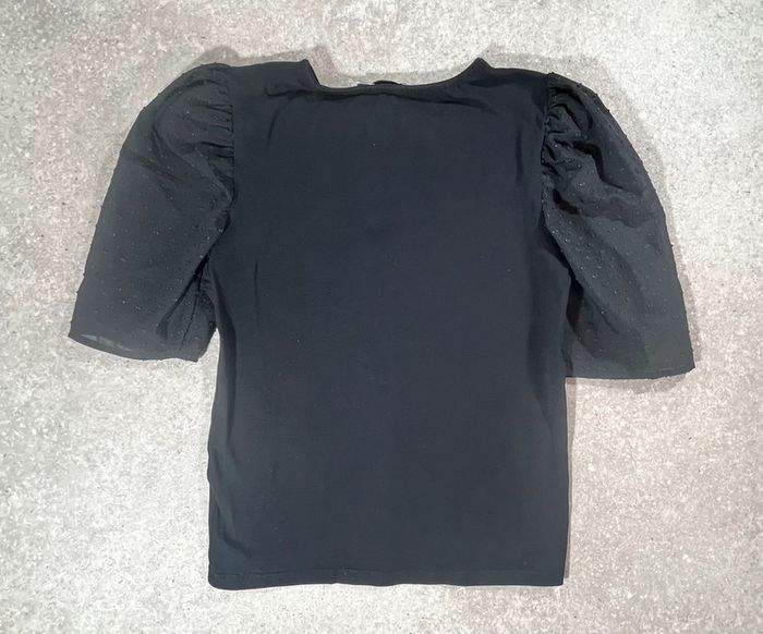 🖤 Haut à manches bouffantes Stradivarius taille S 🖤 - photo numéro 3
