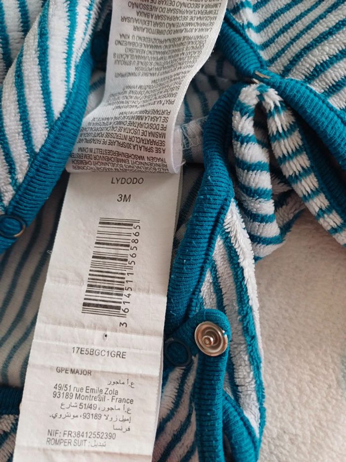 Pyjama bleu et blanc 3 mois - photo numéro 2