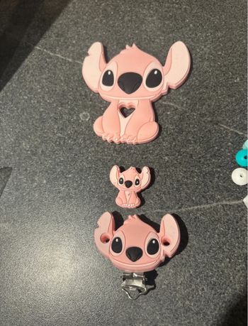 Lots perles attache tétines neuf