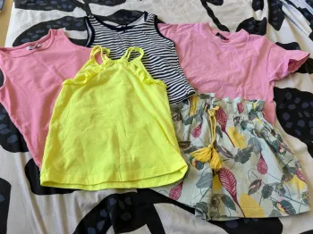 Lot été fille 4 ans / 5 ans