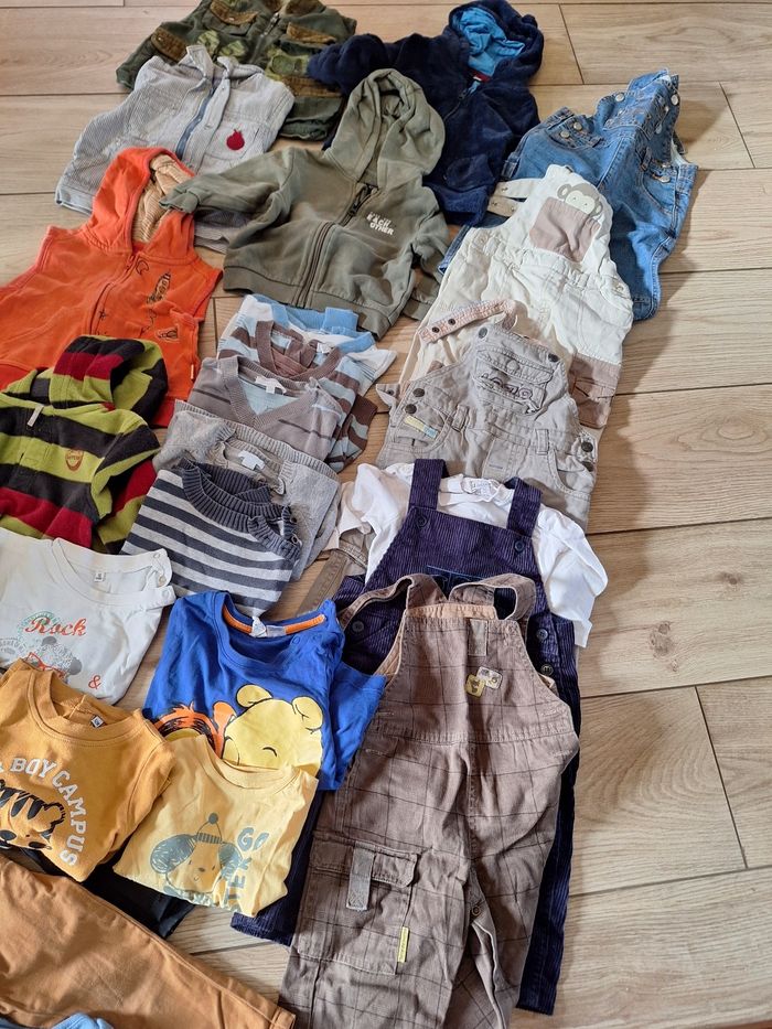 Lot vêtements 12 mois garçon - photo numéro 3
