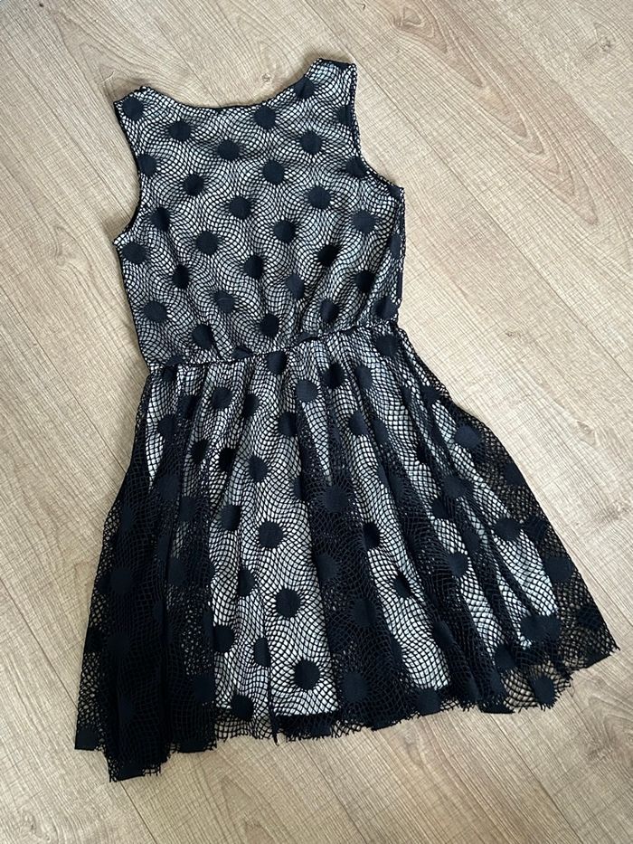 Robe noire et beige sans manches Molly Bracken taille unique jamais portée - photo numéro 8