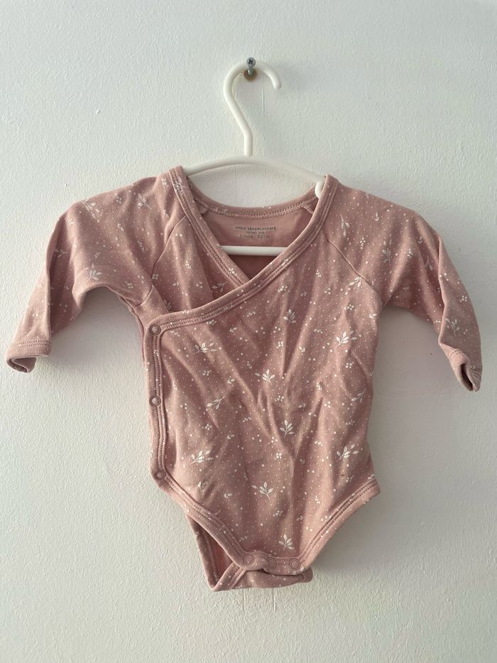 Lot 3 bodies manches longues 3mois - photo numéro 4