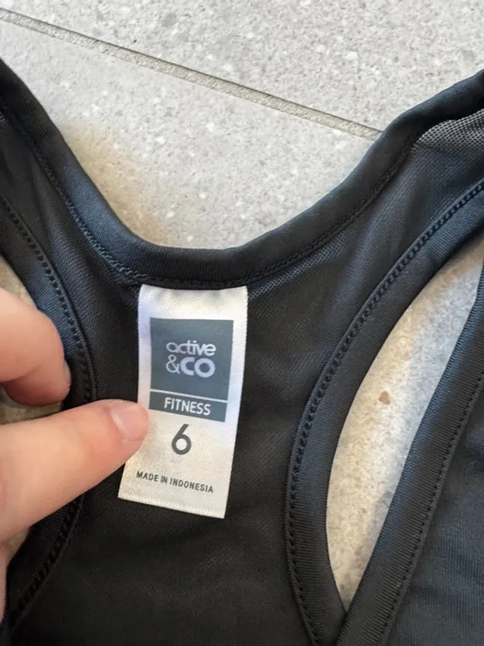 Brassière Dry performance fitness, taille 6 (XS environ) - photo numéro 2