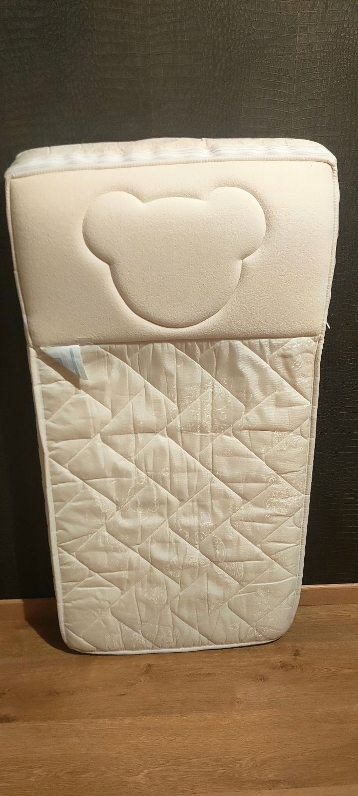 Matelas tête inclinée bébé 60x120 cm