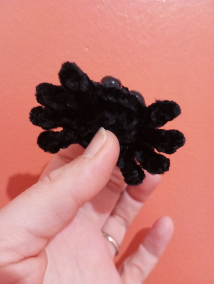 Halloween : petite araignée au crochet. - photo numéro 3
