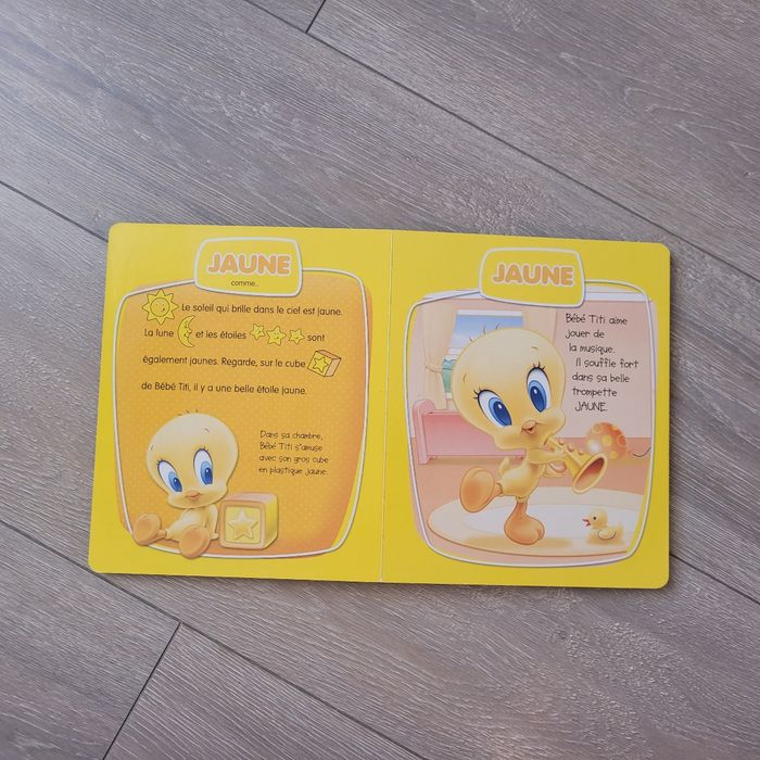 Livre J'apprends les couleurs avec bébé titi et ces amis. Looney tunes - photo numéro 4