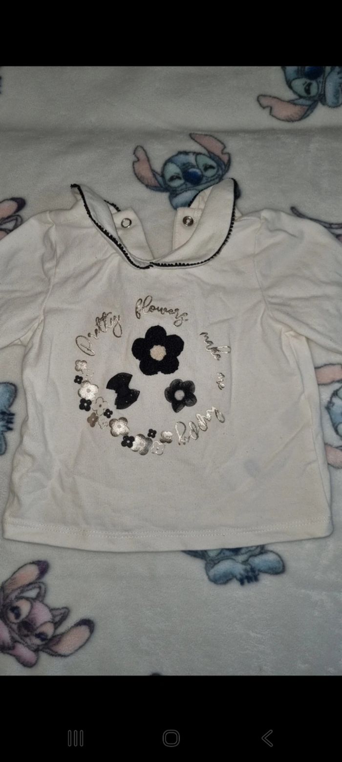 Tee-shirt manche longue 6 mois en très bon état