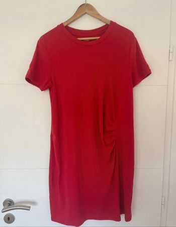 Robe de grossesse rouge