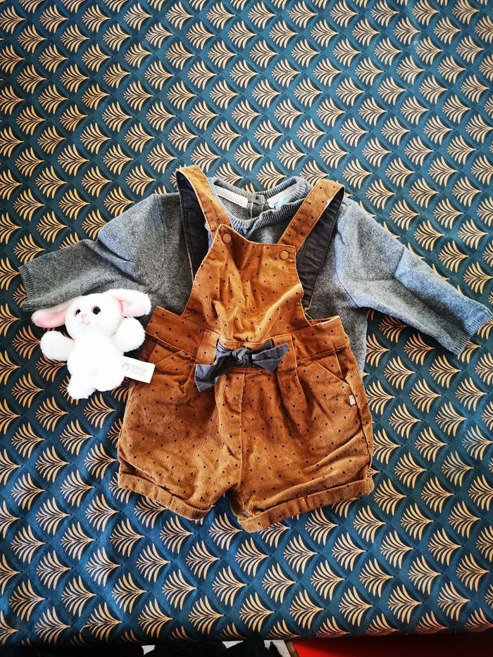 Ensemble pull et salopette en velours