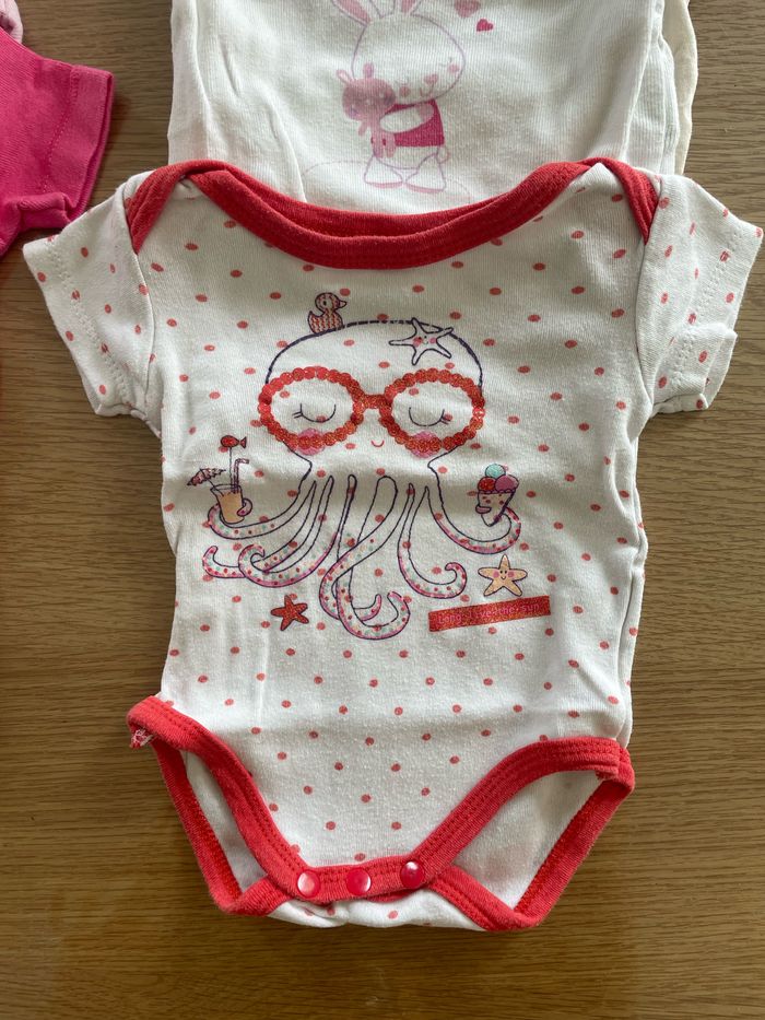 Lot 7 bodies manches courtes - photo numéro 2