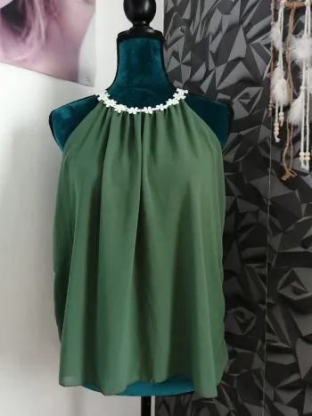 Top fluide kaki doublé col bijoux à fleurs / sans marque / (TU)