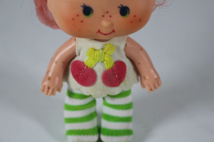 Vintage Kenner Charlotte aux fraises Cerise Calin - photo numéro 2