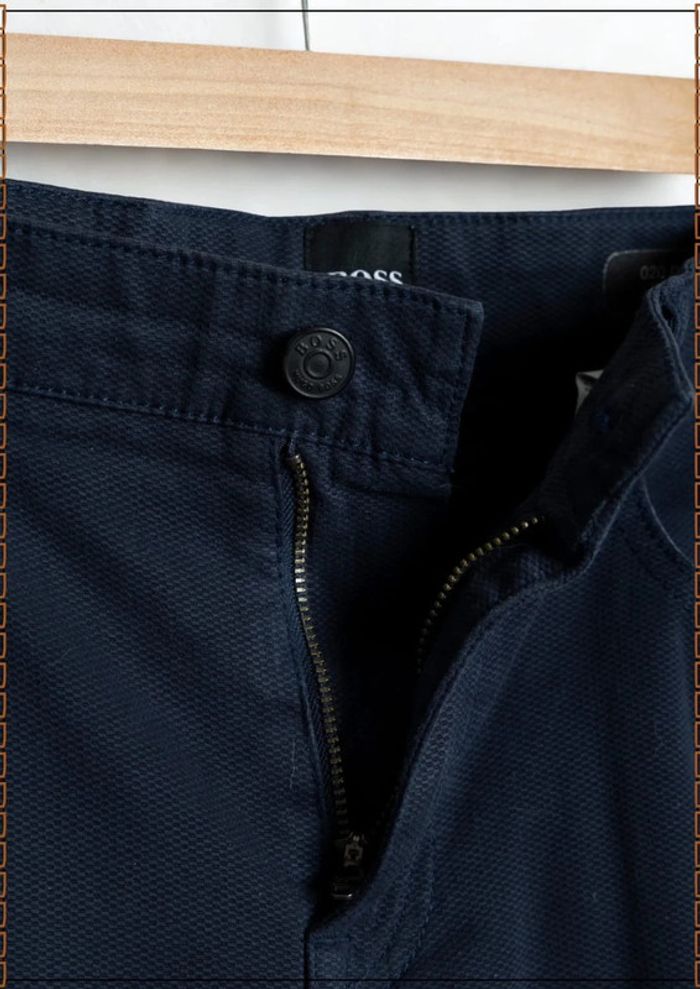 Pantalon chino bleu marine Hugo Boss Taille 40 - photo numéro 7