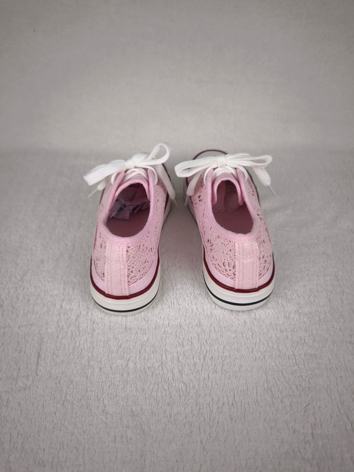 Sneakers rose et blanche crochet fille pointure 34 - photo numéro 4