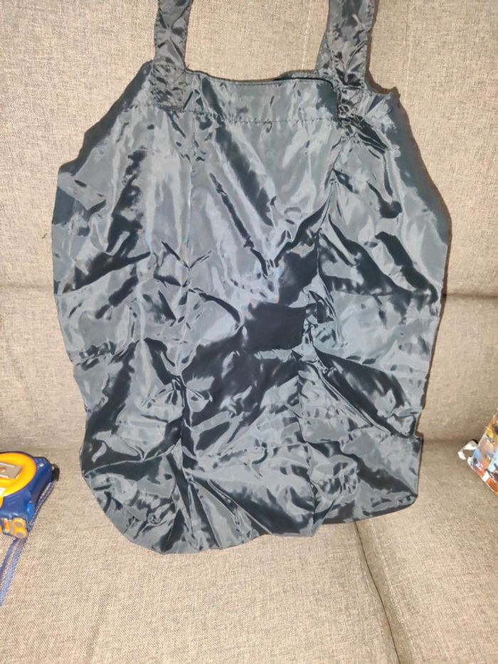 Pingouin avec sac à l'intérieur H&M - photo numéro 3