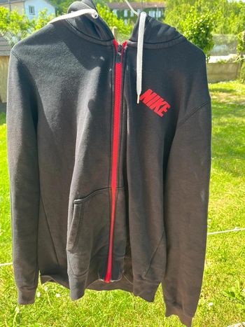 veste fermeture éclair noir Taille L marque Nike