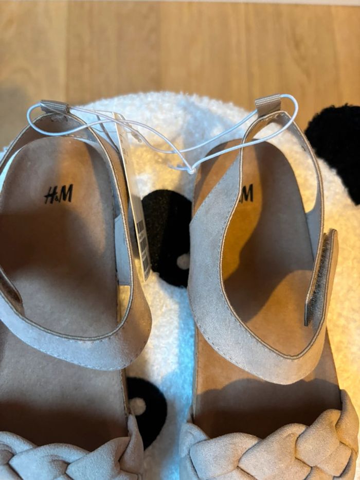 Neuves - Sandales H&M 33 - photo numéro 3