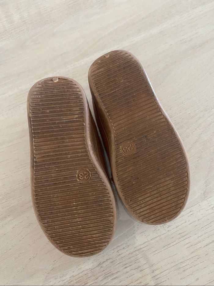 Chaussons 23 - photo numéro 2