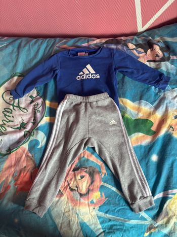 Ensemble adidas
