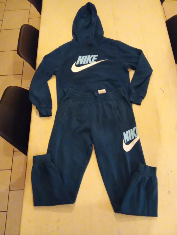 Ensemble jogging Nike