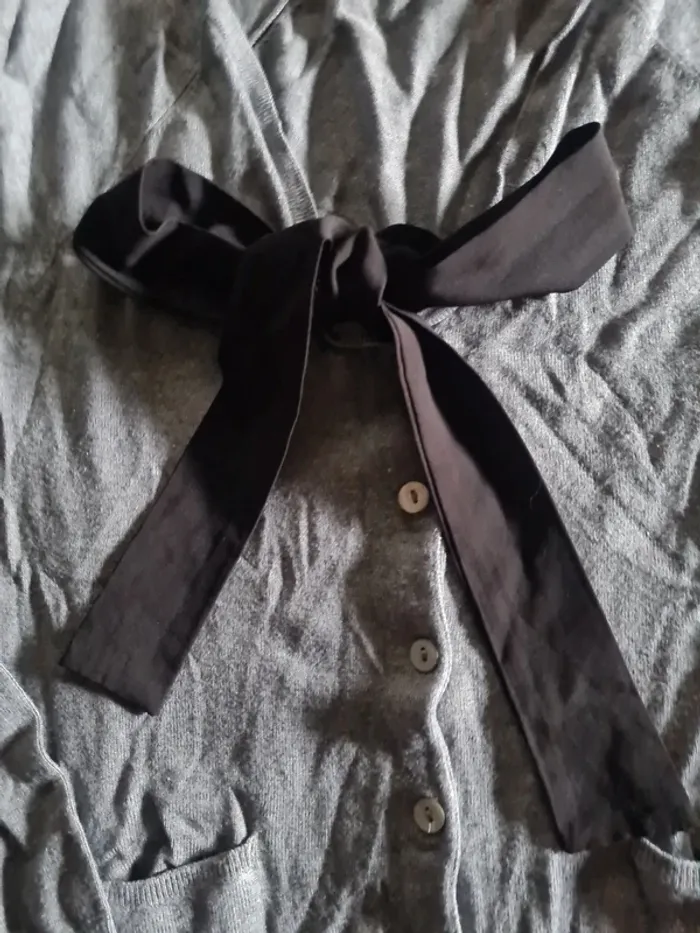 gilet. femme. gris. Taille L. Mango - photo numéro 3