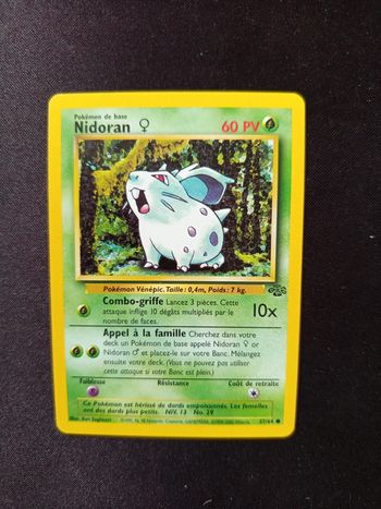 Carte pokémon nidoran jungle 57/64
