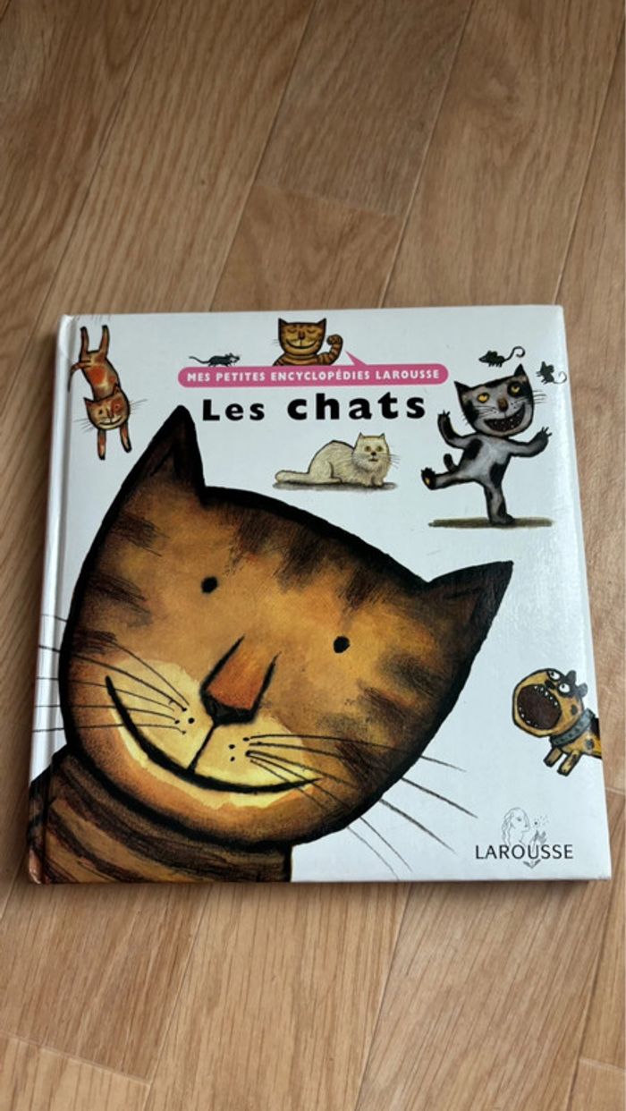 Livre les chat encyclopédie Larousse