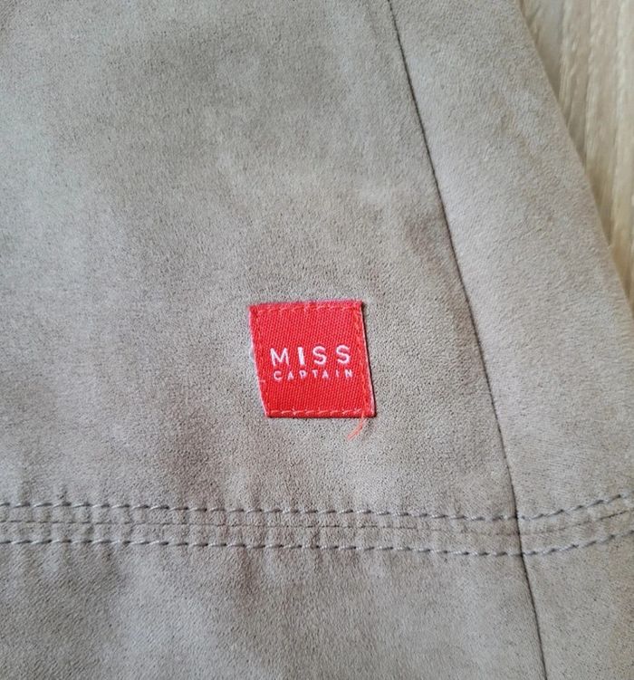Robe sans manches beige Miss Captain Taille 38 - photo numéro 6