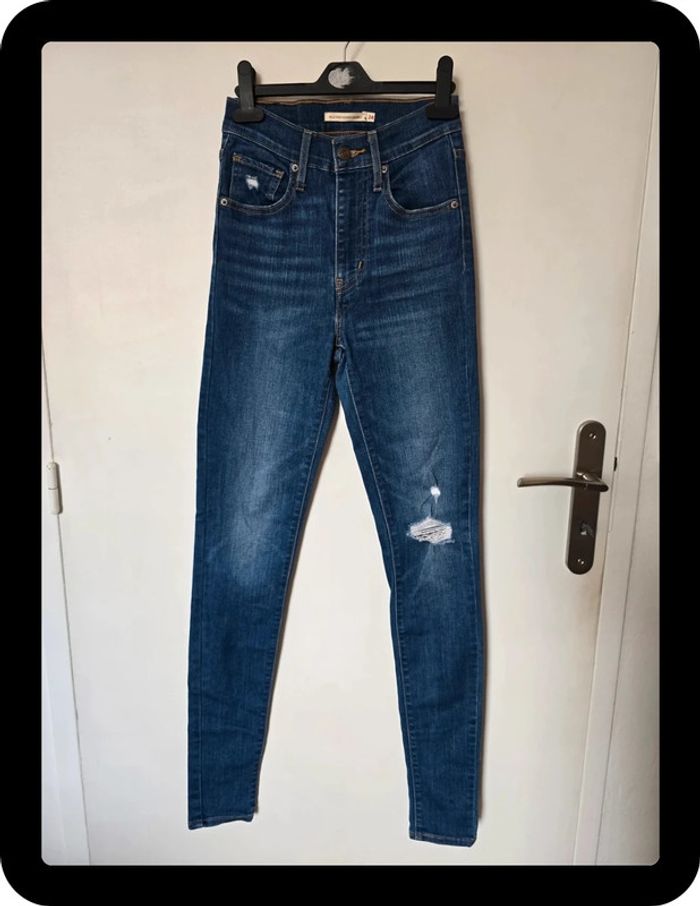 Jean Levi's taille 24