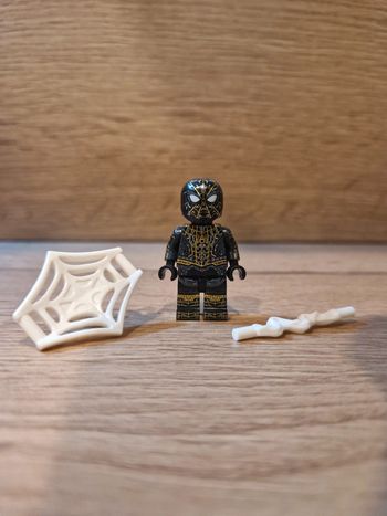 Figurine type lego Spiderman noir Marvel