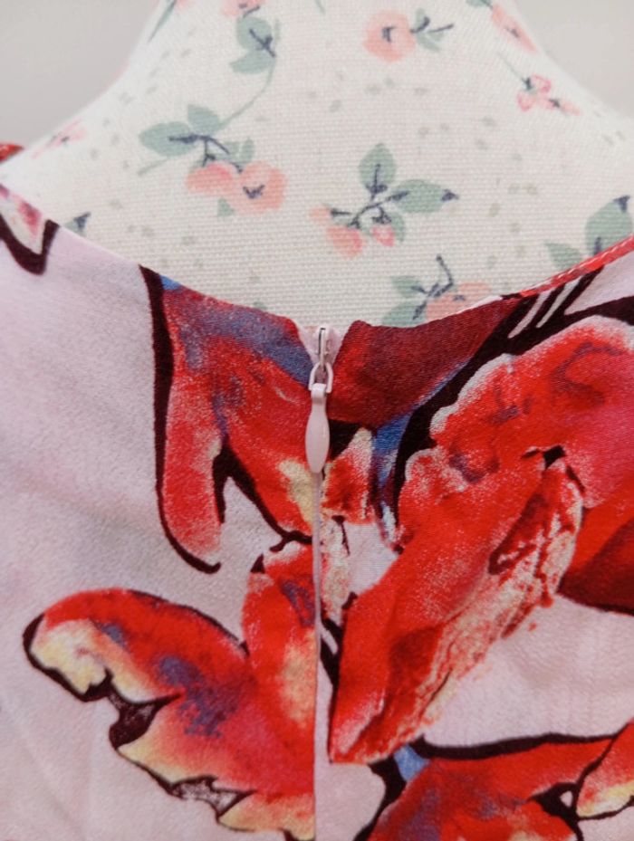 Robe été fleurs rouges YAS taille S - photo numéro 5