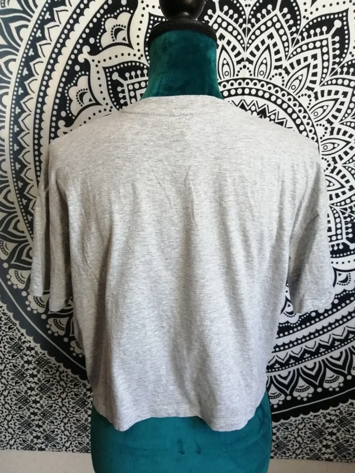 Tee shirt crop top gris avec logo surdouée / undiz / (S) - photo numéro 4