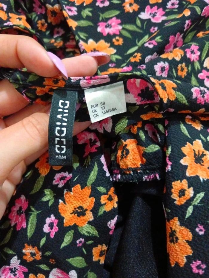 C48 robe fleurie H&M 38 - photo numéro 4