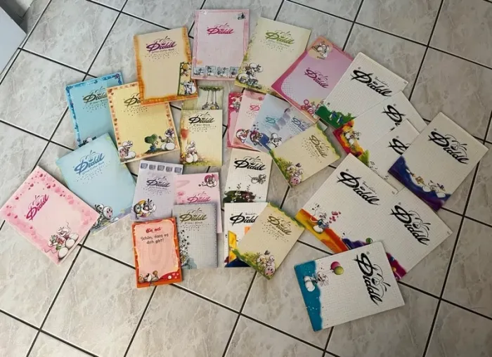 Lot 20 feuilles Diddl