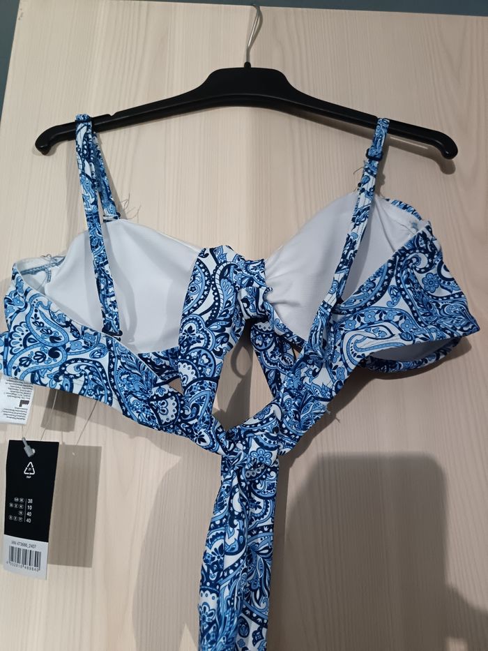 Haut de maillot de bain - photo numéro 4