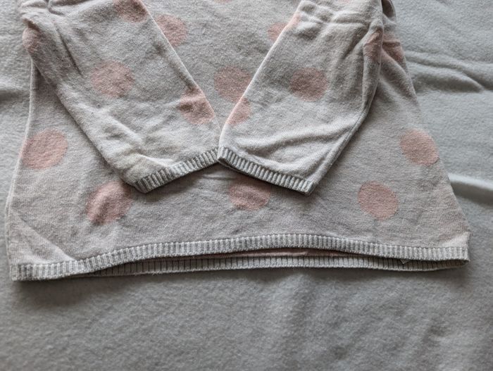 Pull gris clair à gros pois roses - 92 - H&M - photo numéro 6