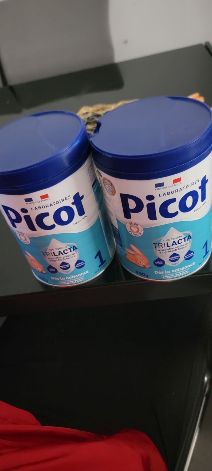 2 boîtes de lait