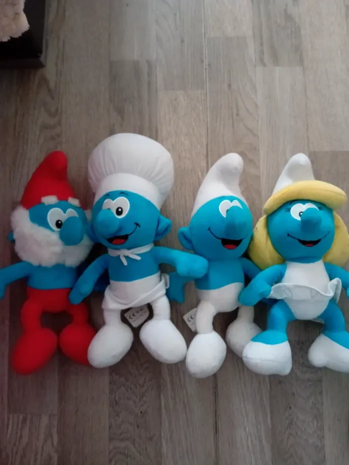 Peluches schtroumpfs