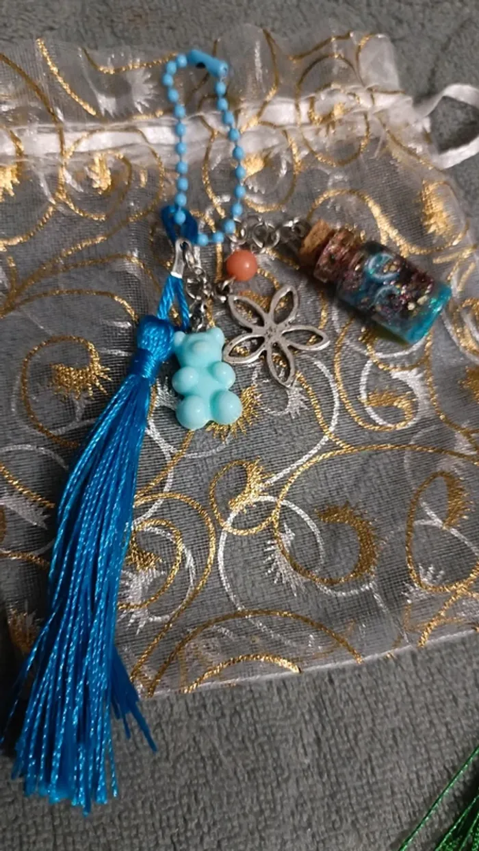 Porte clés thème bleu - photo numéro 4
